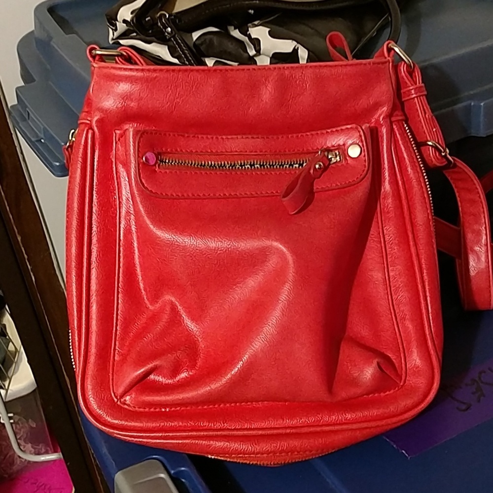 Coral Miztigue crossbody